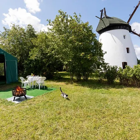 Ferienhaus Windmill Vacation In Ledzin Near Baltic Sea *