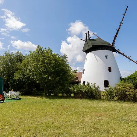 Casa vacanze Windmill Vacation In Ledzin Near Baltic Sea