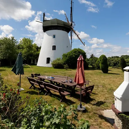 Windmill Vacation In Ledzin Near Baltic Sea