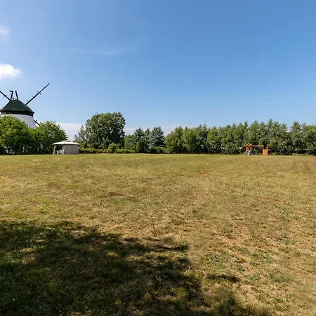 Windmill Vacation In Ledzin Near Baltic Sea 別荘 ニエホジェ