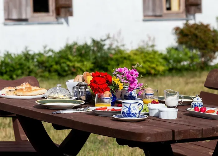 Windmill Vacation In Ledzin Near Baltic Sea 度假居 *